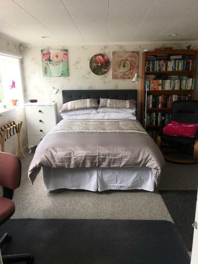 Sharyn'S B & B Dunedin Exterior photo